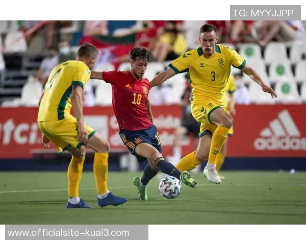 中国与泰国足球赛即时比分更新及精彩瞬间回顾 中国与泰国足球赛即时比分更新及精彩瞬间回顾