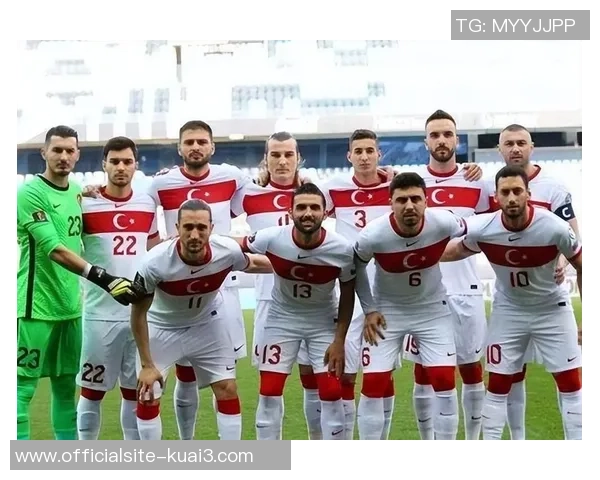 俄罗斯与土耳其在欧国联的激烈对决引发的战术分析与球员表现探讨 俄罗斯与土耳其在欧国联的激烈对决引发的战术分析与球员表现探讨