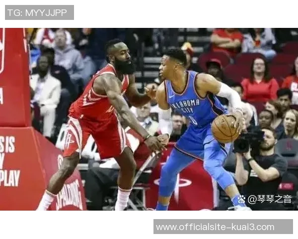 勇士与火箭激战正酣NBA视频直播精彩瞬间不容错过 勇士与火箭激战正酣NBA视频直播精彩瞬间不容错过